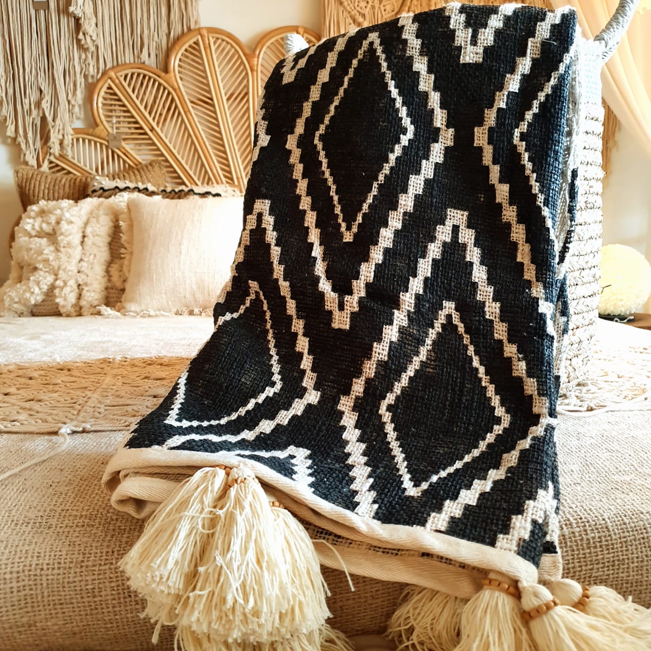 Soft Tribal Throw Blanket in Black with Tassels Babcock Ranch