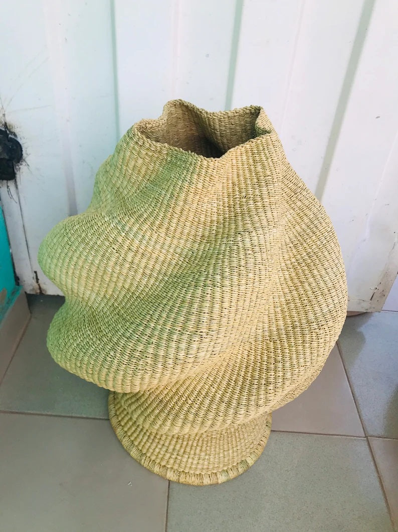Large Natural Twisted Bassabassa Flower Basket