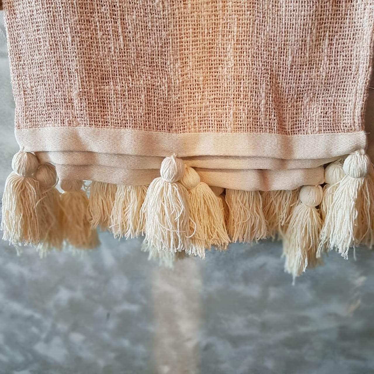Beautiful pink Throw Blanket With Tassels